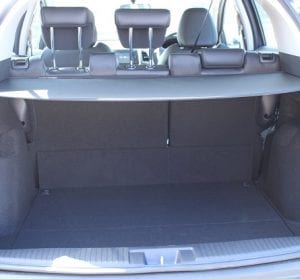 Honda HR-V, rear interior trunk view with cargo cover