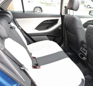 Hyundai Creta 2021, rear passenger seats view